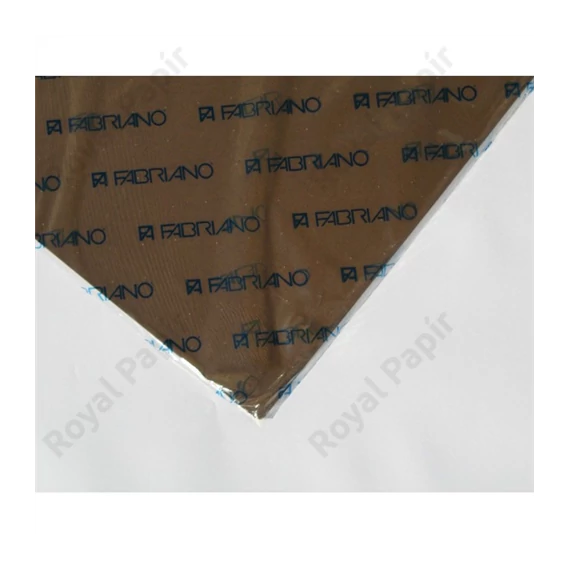 Karton FABRIANO kétoldalas (50x70) 200g sötétbarna